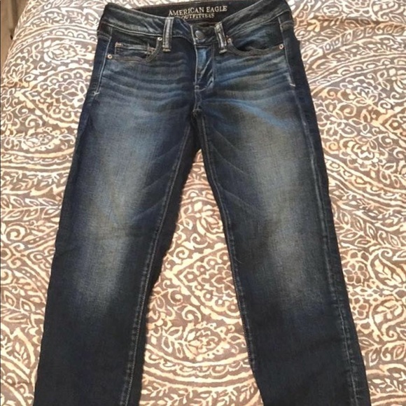 American Eagle Dark wash skinny jeans - Picture 1 of 3